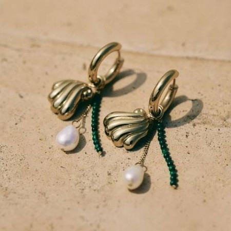BEACH PEARLS HOOPS GREEN GOLD