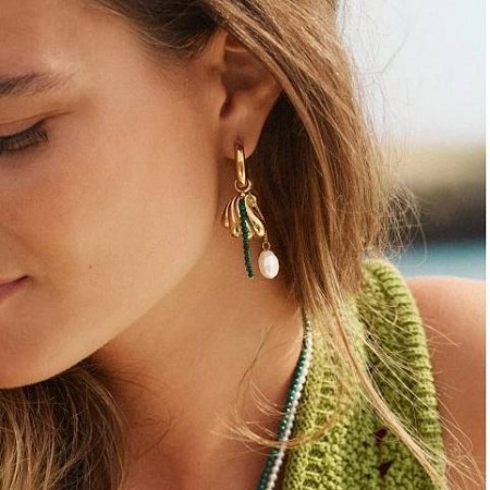 BEACH PEARLS HOOPS GREEN GOLD