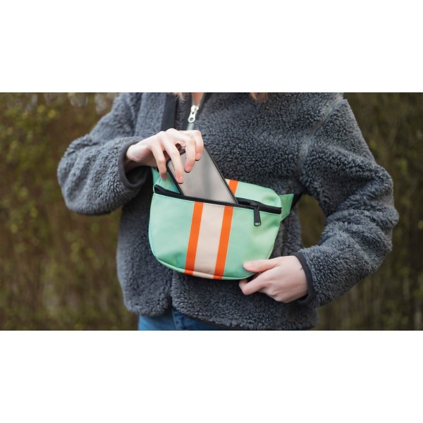 HIP BAG VERDE